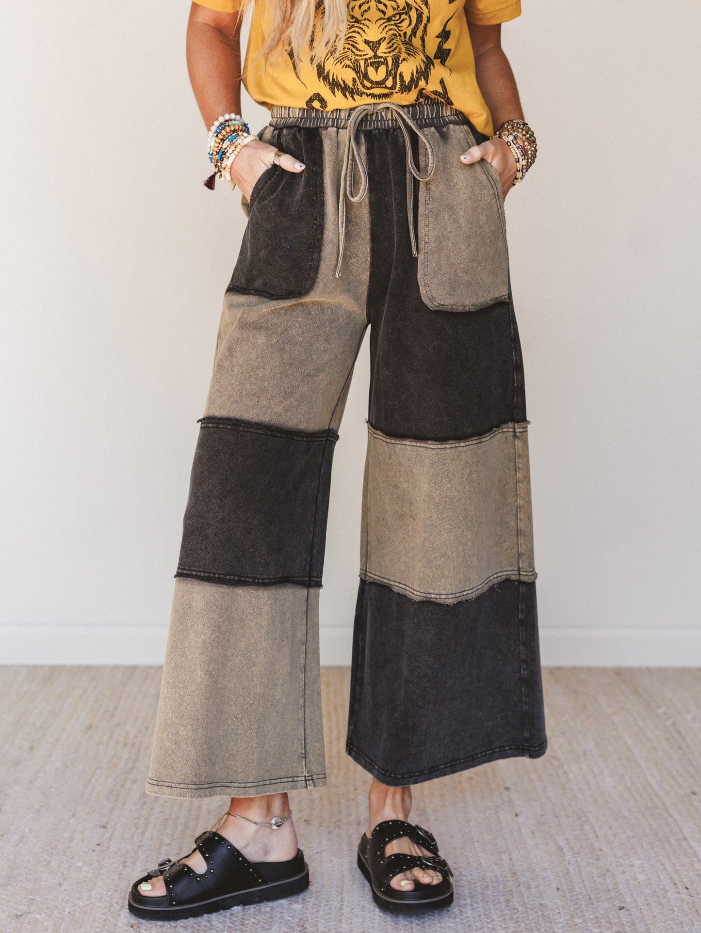 Coastal Colorblock Pants - Black - Pre Order