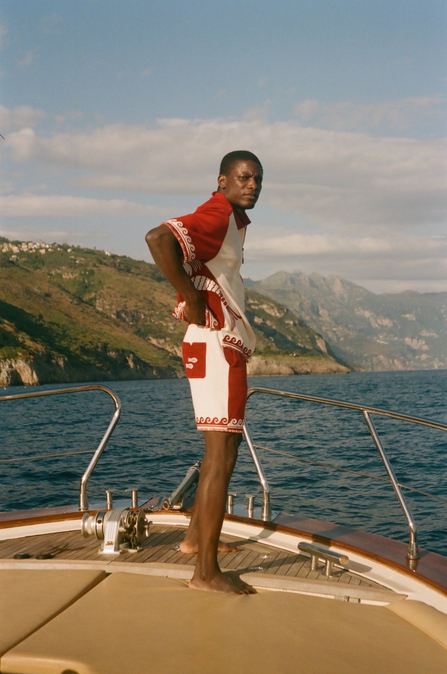 'Le Sirenuse' Late Checkout Cabana (Red)