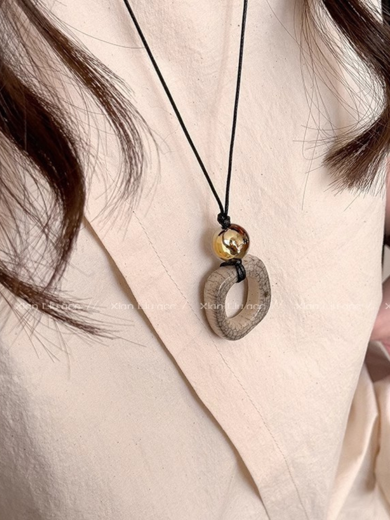 Women's Esthetics & Stylish Necklace