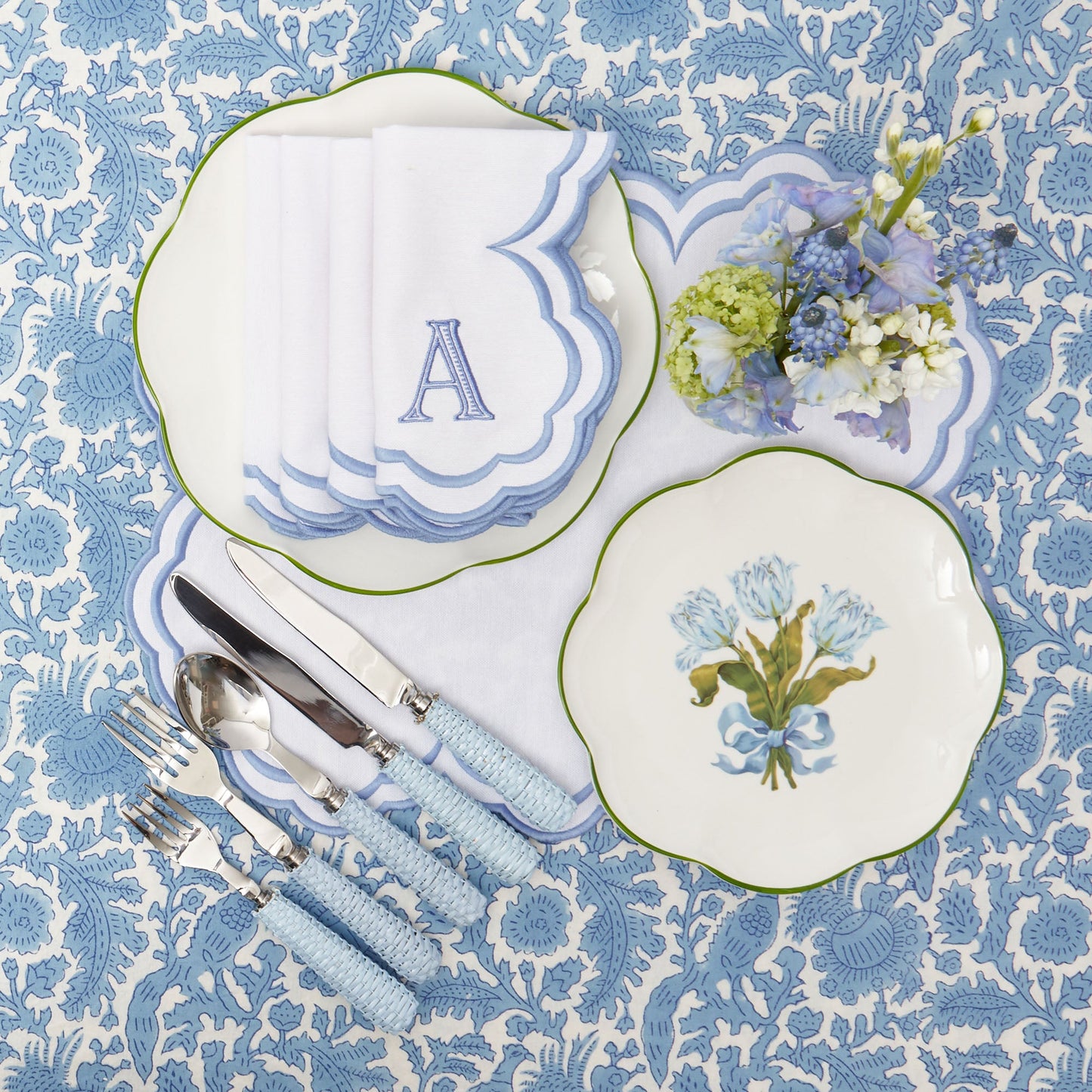 White Serena Placemats & Napkins (Set of 4)