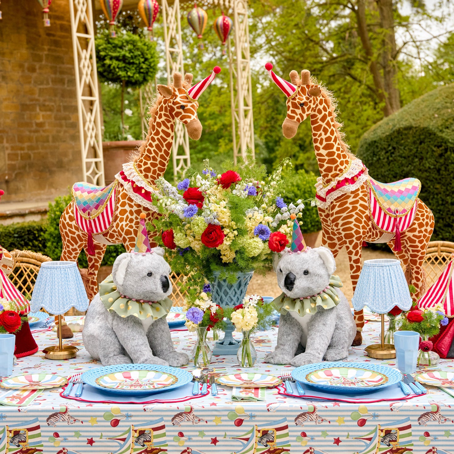 Circus Side Paper Plates (Set of 8)