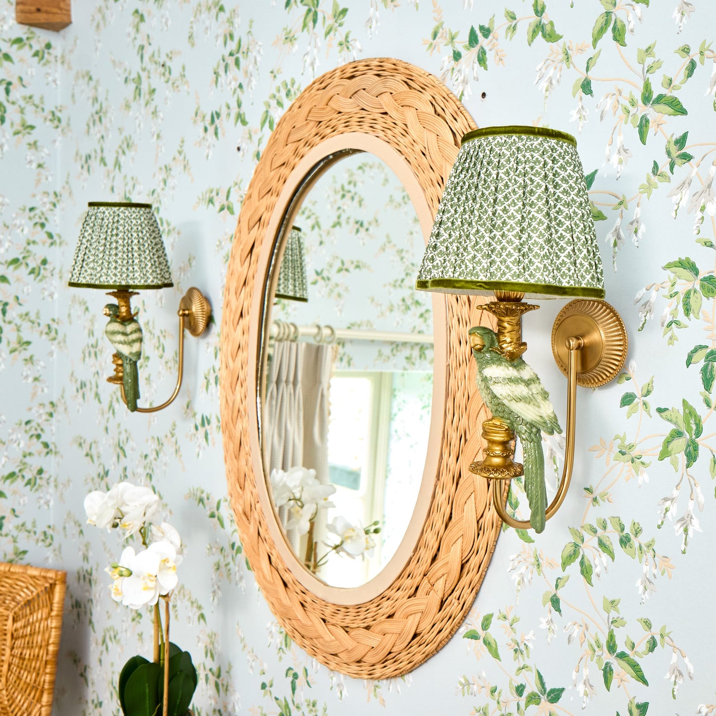 Olive Parrot Rechargeable Wall Light