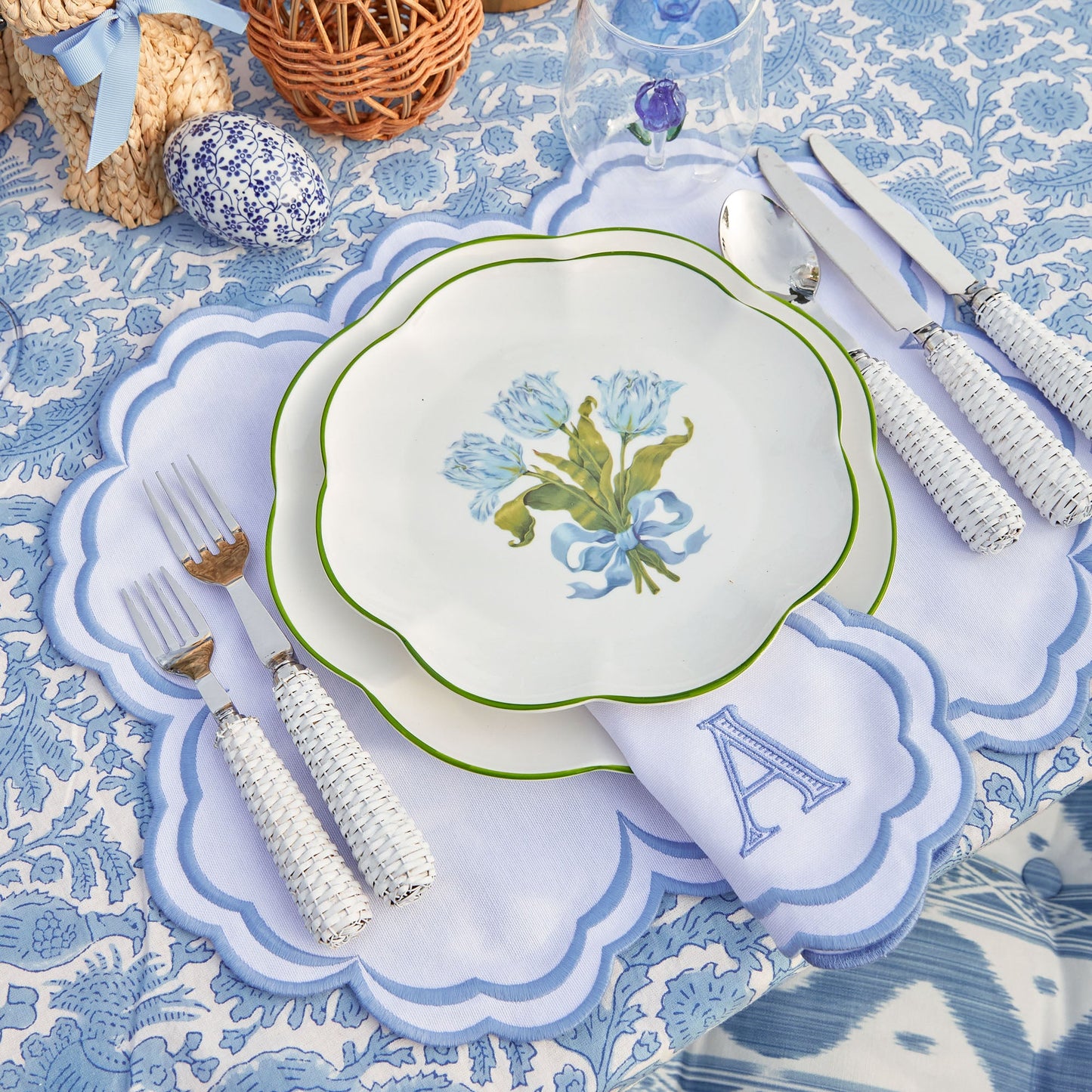 White Serena Placemats (Set of 4)