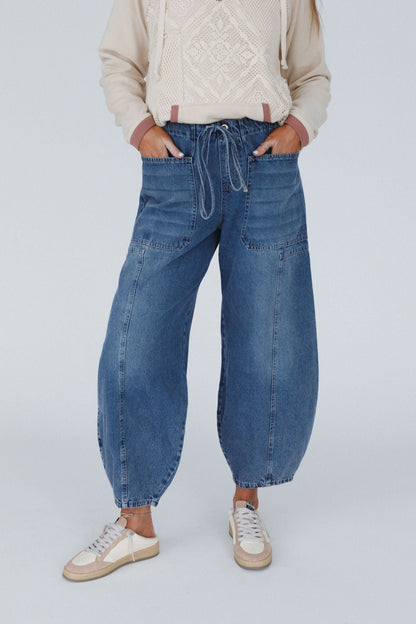 Above It All Barrel Jeans - Medium Wash - Pre Order