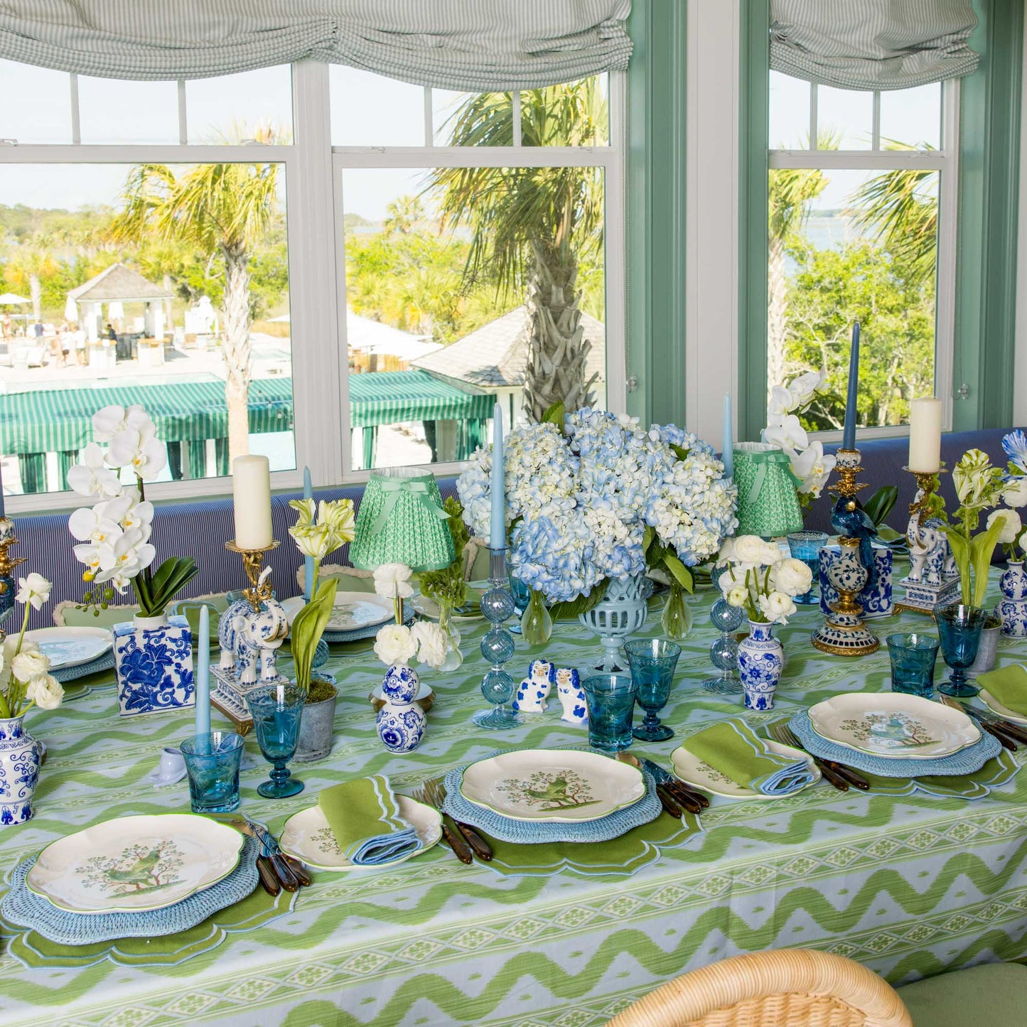 Green Fleur Napkins (Set of 4)