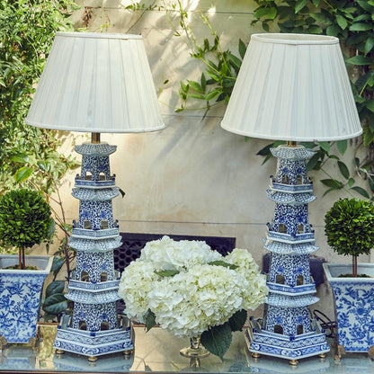 Chinoiserie Pagoda Lamp