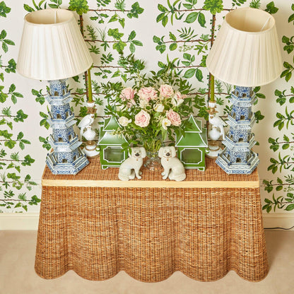 Chinoiserie Pagoda Lamp