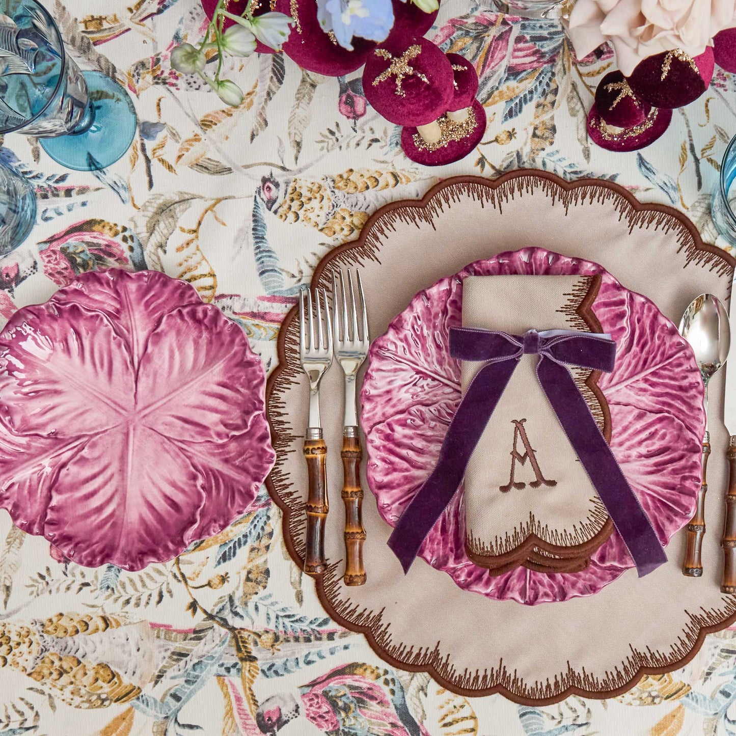 Aubergine Serena Cabbage Dinner & Starter Plates (Set of 8)