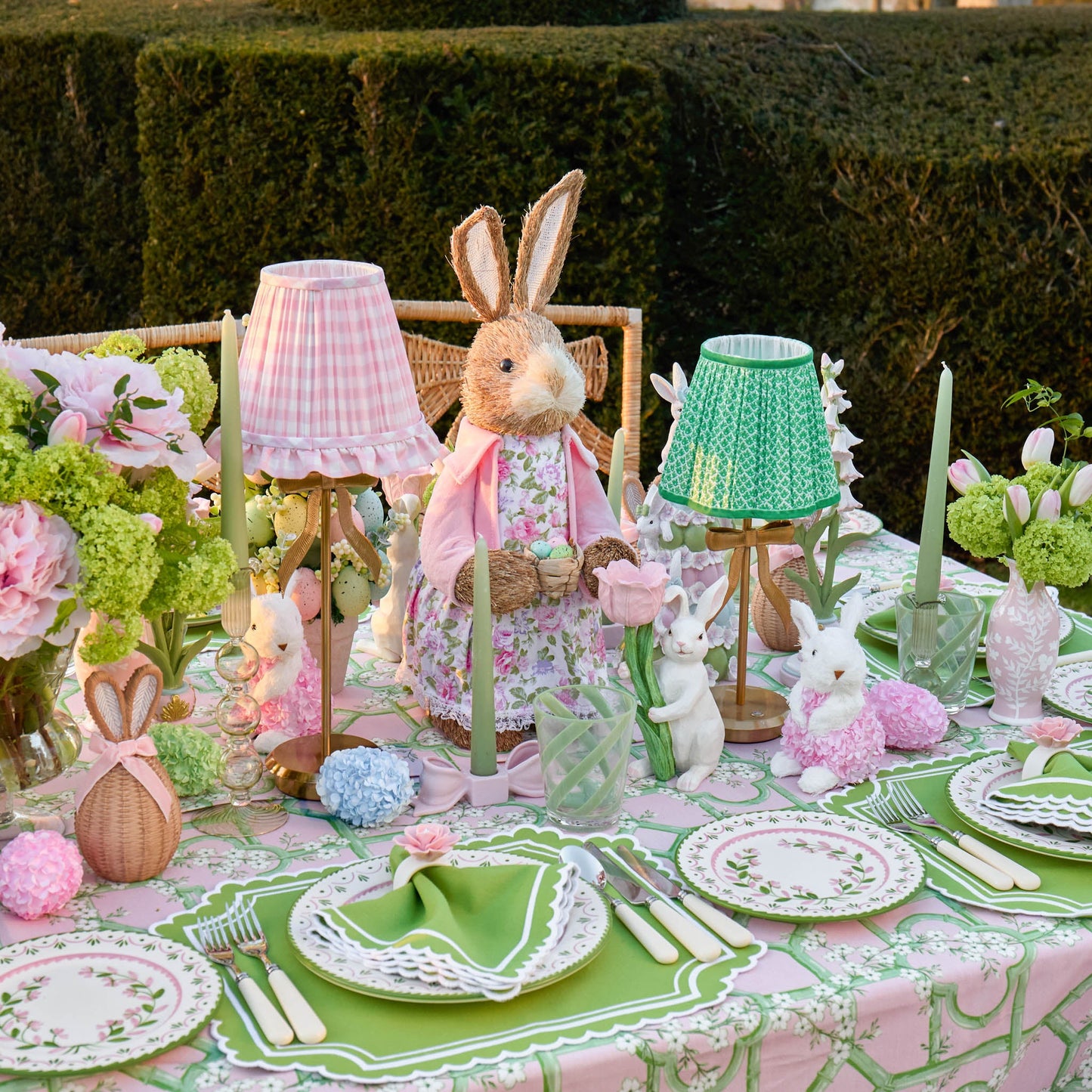 Green & Pink Josephine Garland Starter Plate