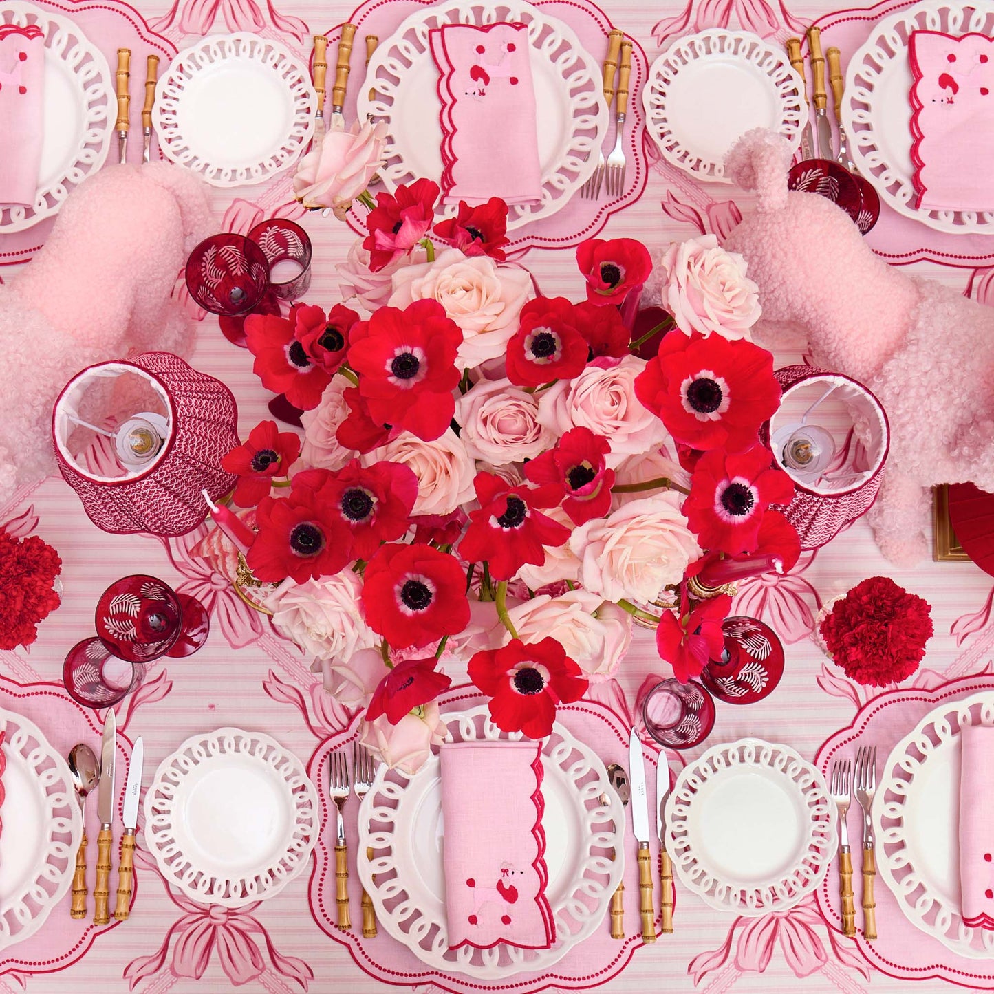 White Lace Dinner & Starter Plates (Set of 8)