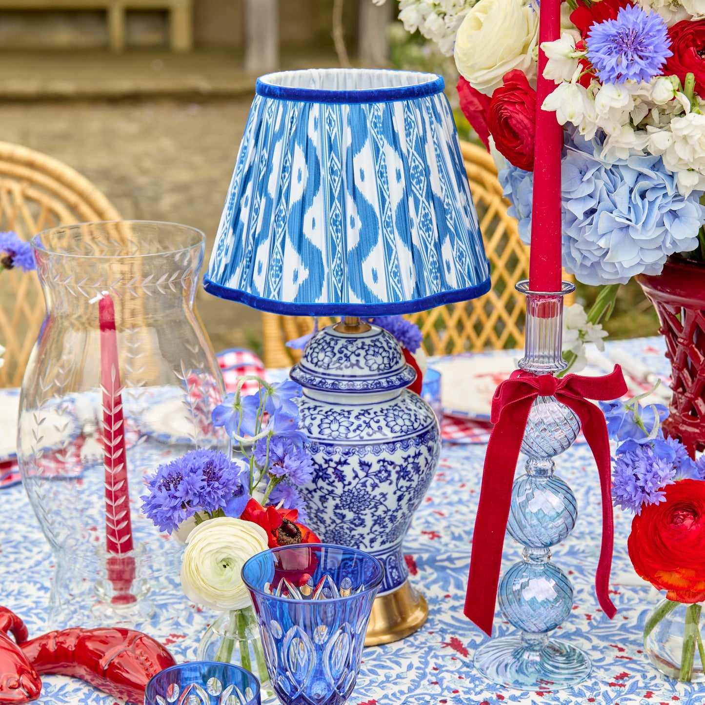 Chinoiserie Rechargeable Lamp with Cobalt Ikat Shade (22cm)
