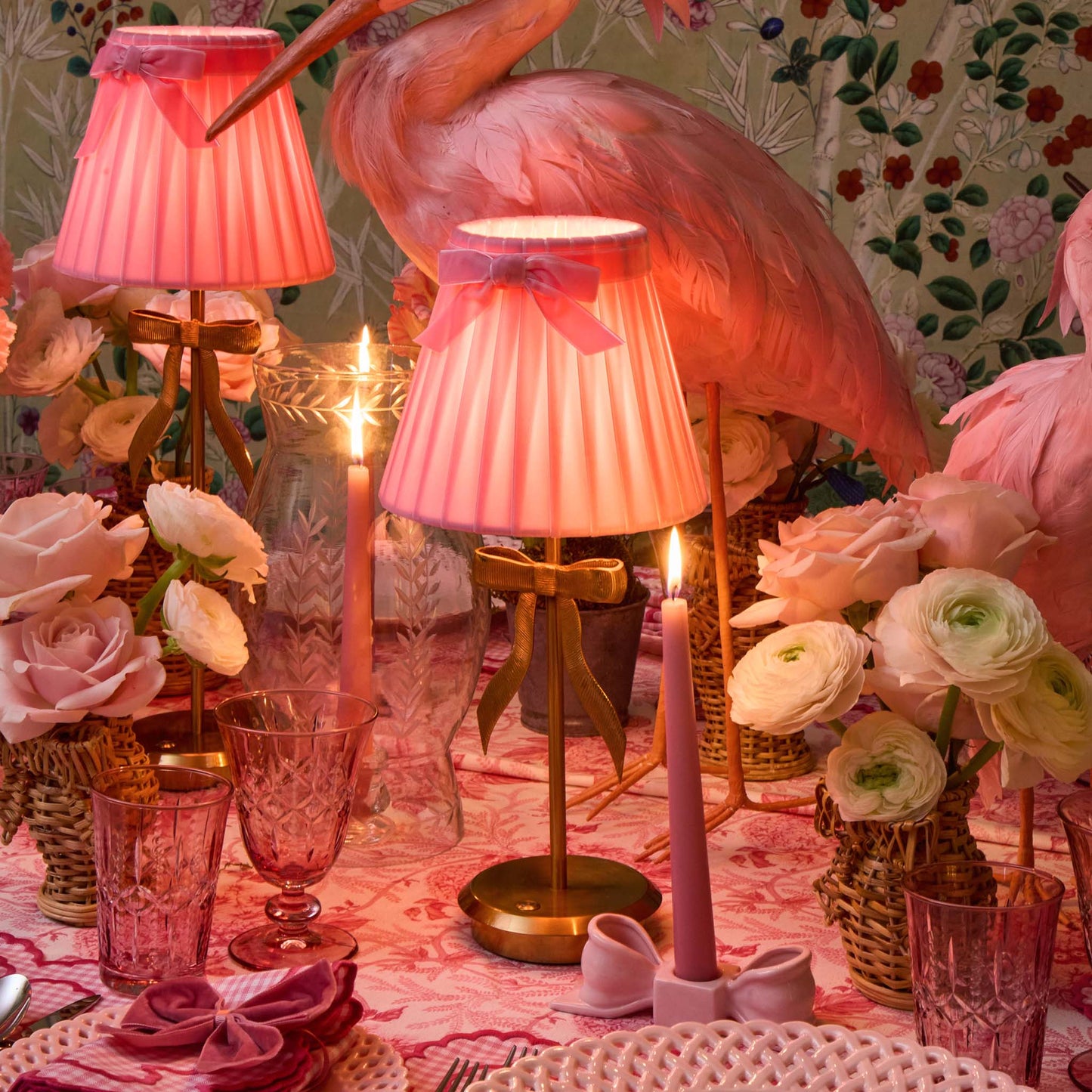 Marilyn Bow Rechargeable Lamp