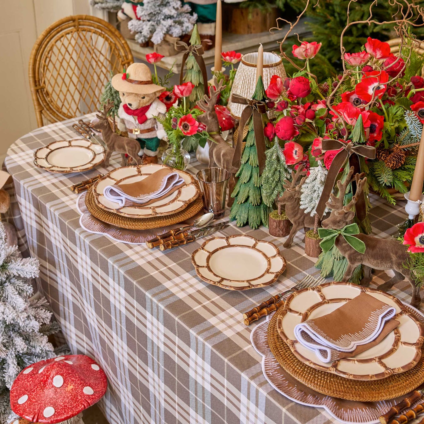 Brown Rattan Charger Plates (Set of 4)