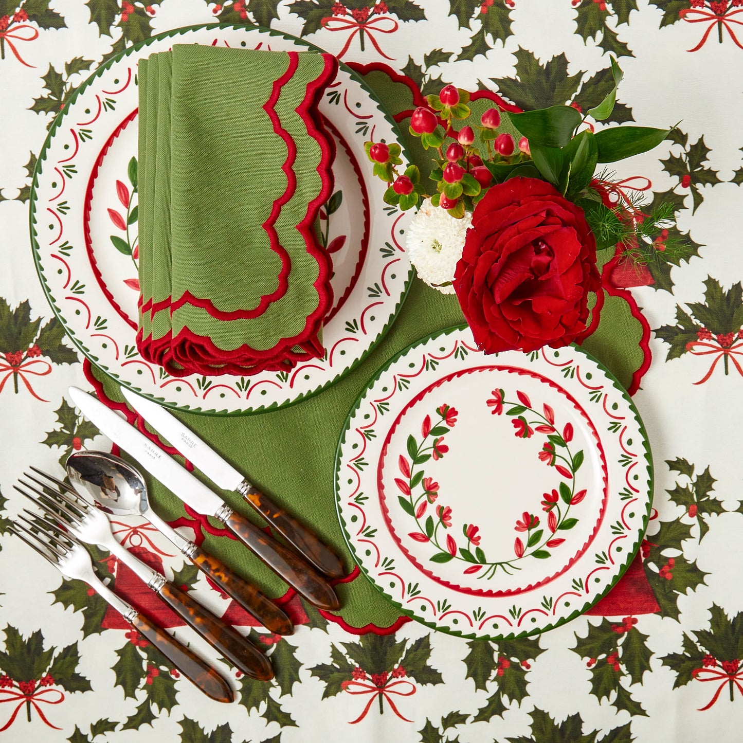 Green & Red Lily Placemats & Napkins (Set of 4)