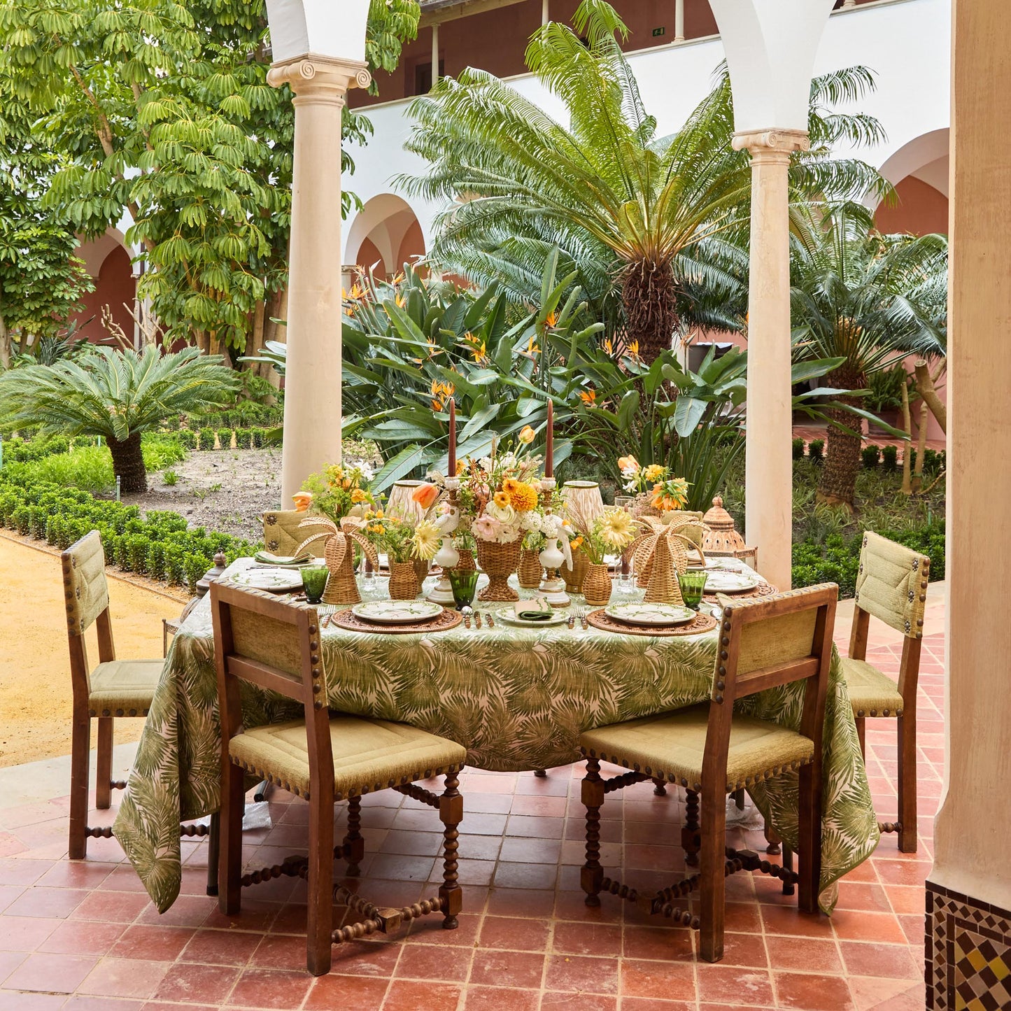 Jardin de Palmier Dinner & Starter Plates (Set of 8)