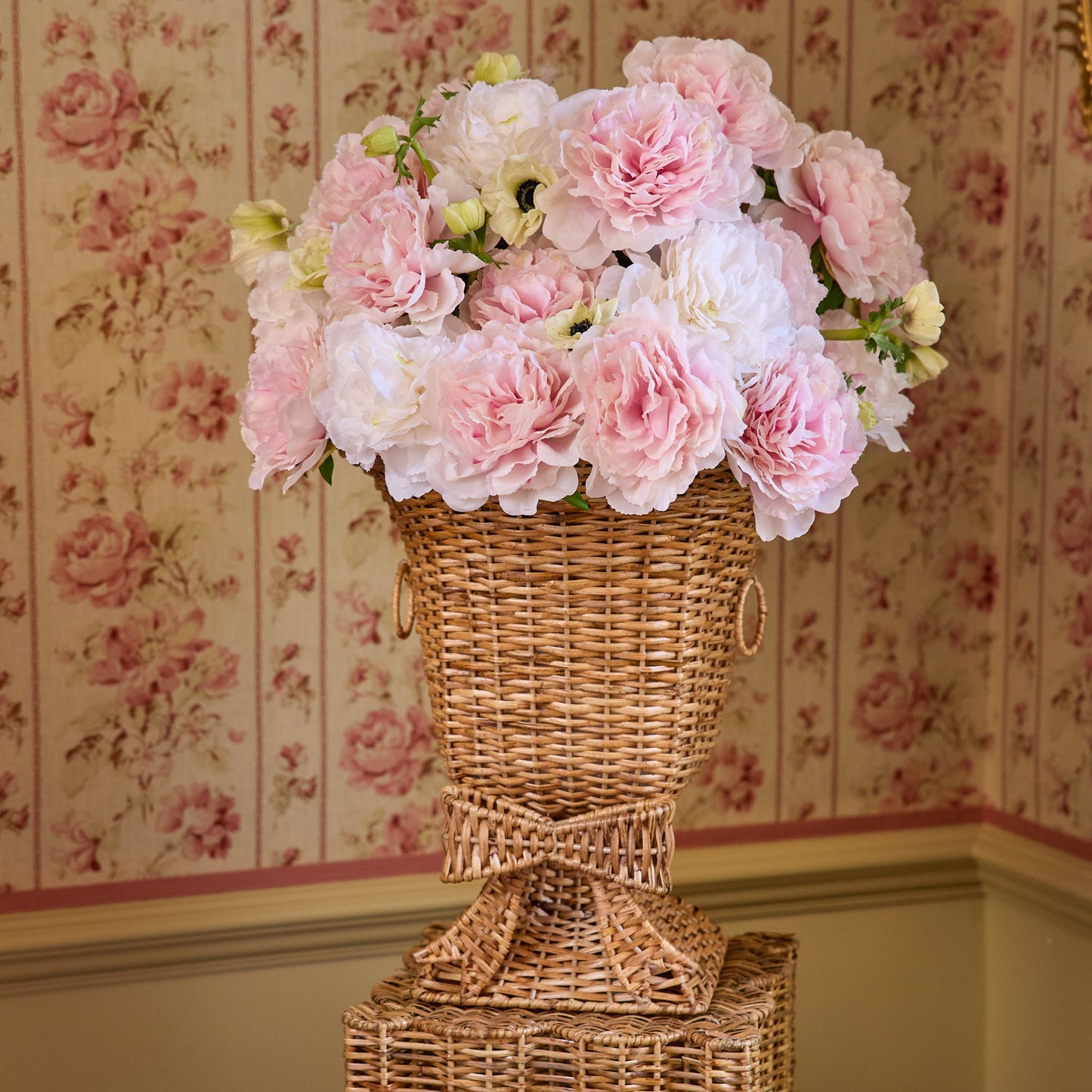 Liliana Bow Scalloped Rattan Urn